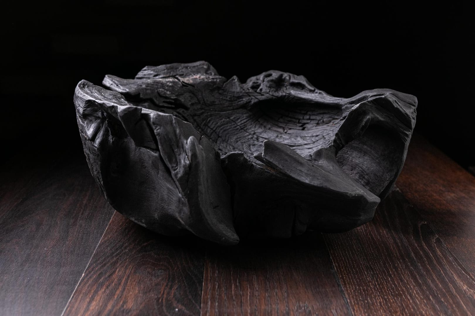 Raven Black Fossil A12V101 – Scar & Wonder, rzeźba, technika własna, sztuka użytkowa, 2025
