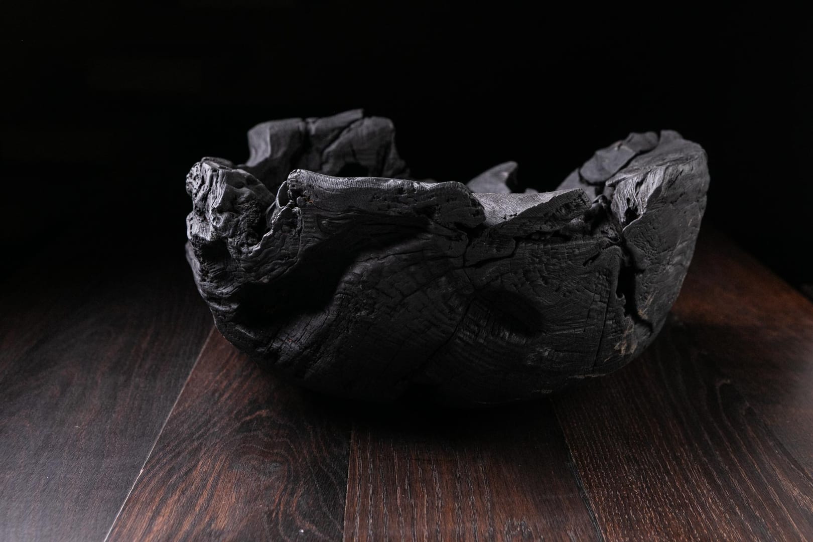 Raven Black Fossil A12V101 – Scar & Wonder, rzeźba, technika własna, sztuka użytkowa, 2025