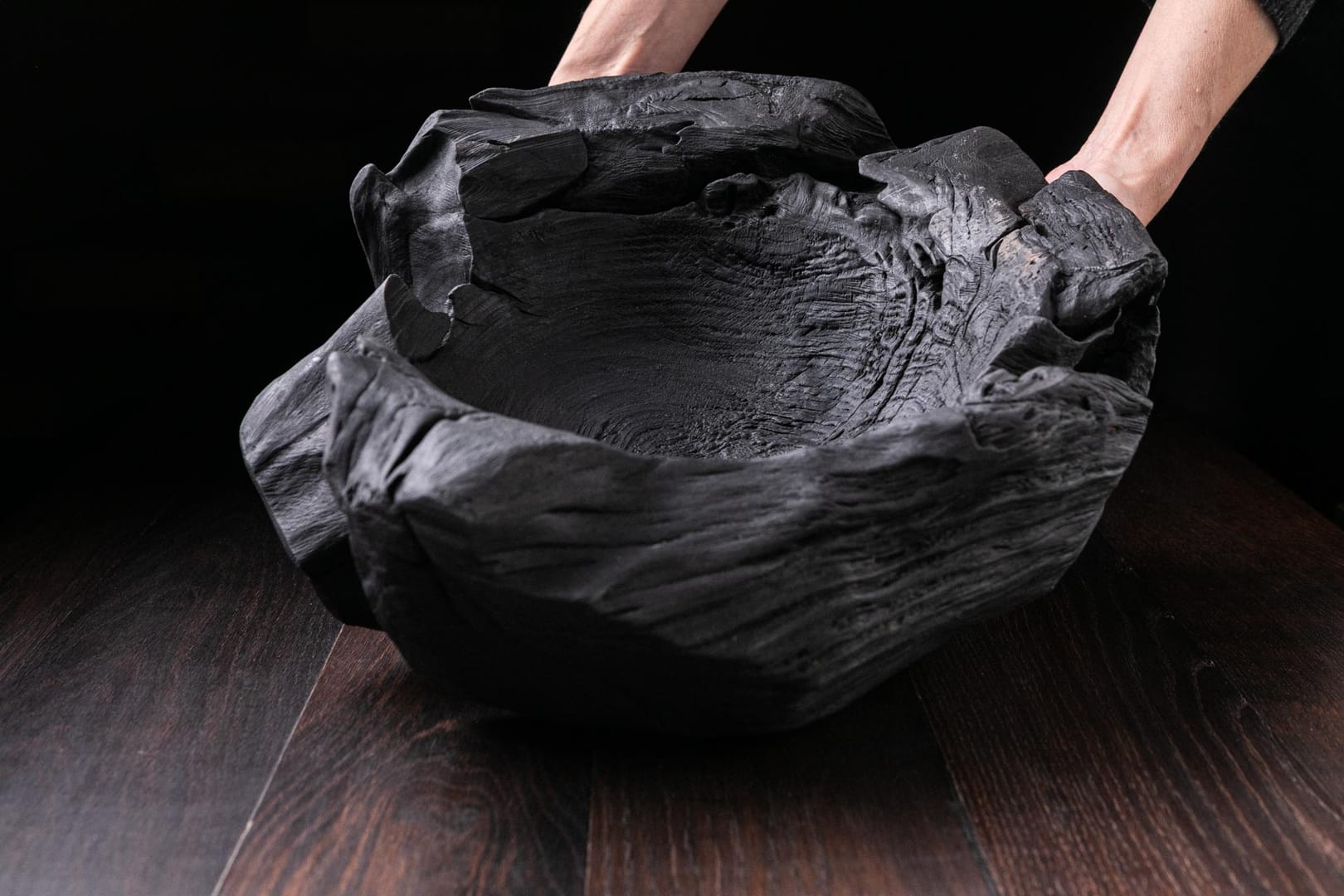 Raven Black Fossil A12V101 – Scar & Wonder, rzeźba, technika własna, sztuka użytkowa, 2025