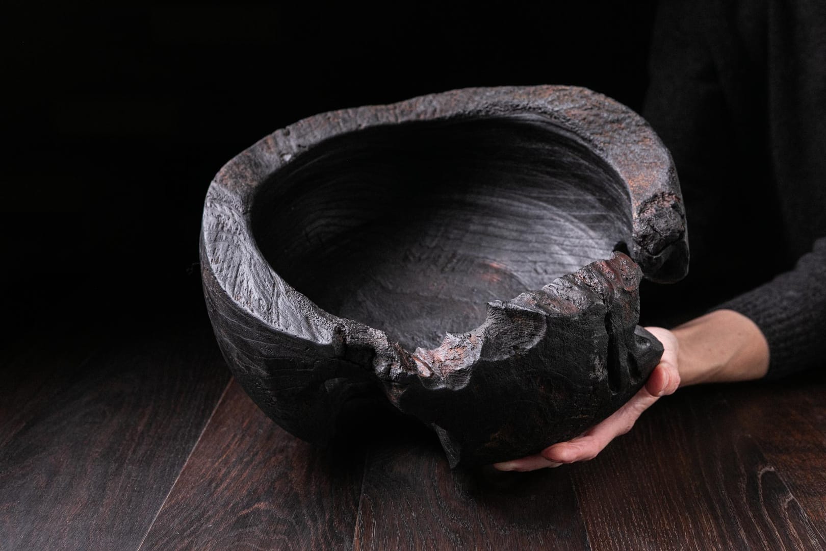 Raven Black Titanic Fossil A12V102 – Scar & Wonder, rzeźba, sztuka użytkowa, inna, 2025
