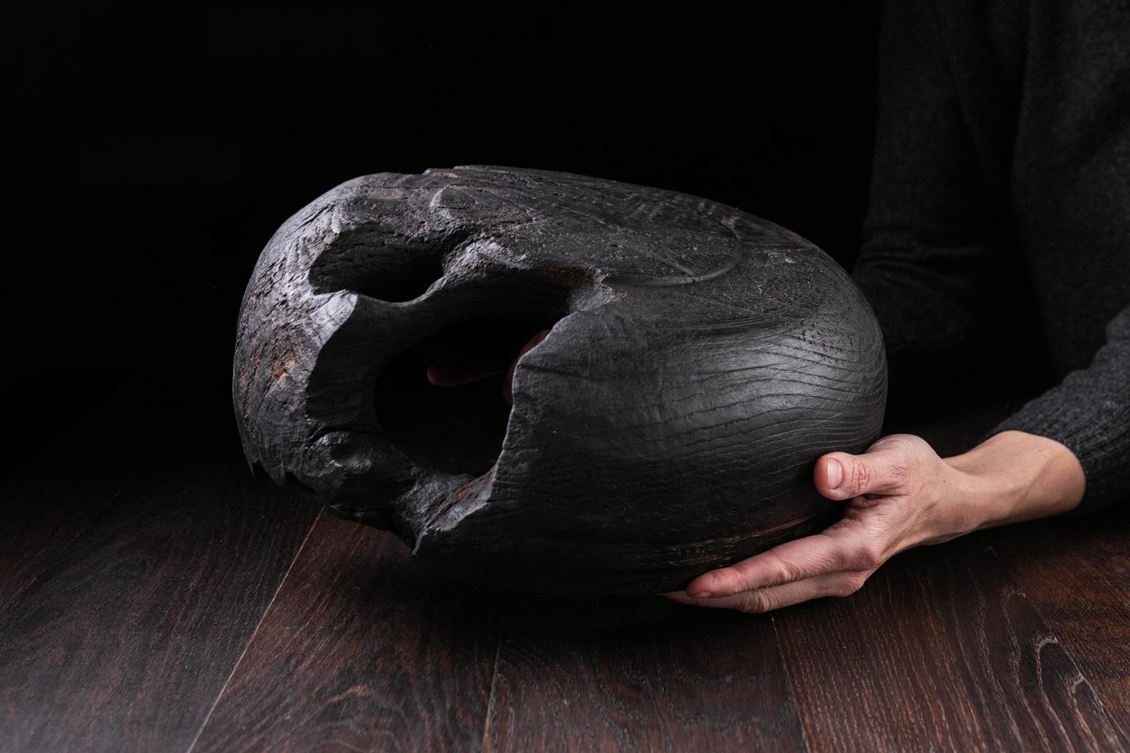 Raven Black Titanic Fossil A12V102 – Scar & Wonder, rzeźba, sztuka użytkowa, inna, 2025