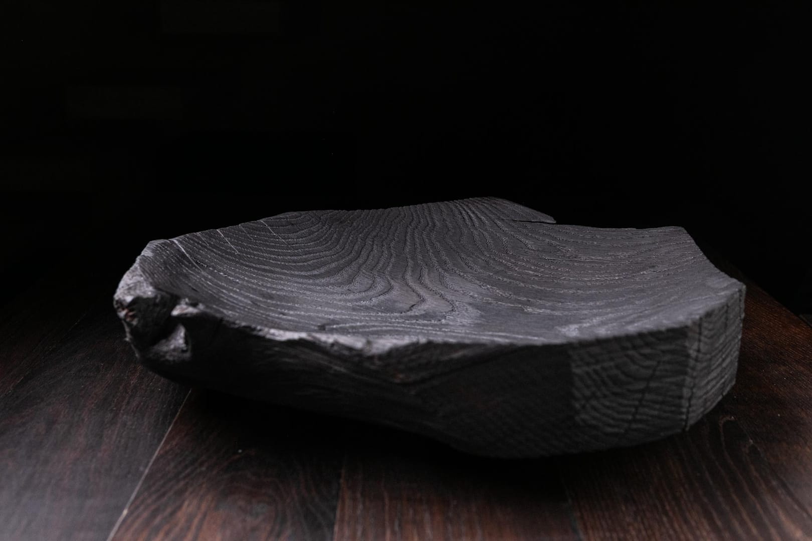 Raven Black Platter A12R96 – Scar & Wonder, rzeźba, sztuka użytkowa, inna, 2025