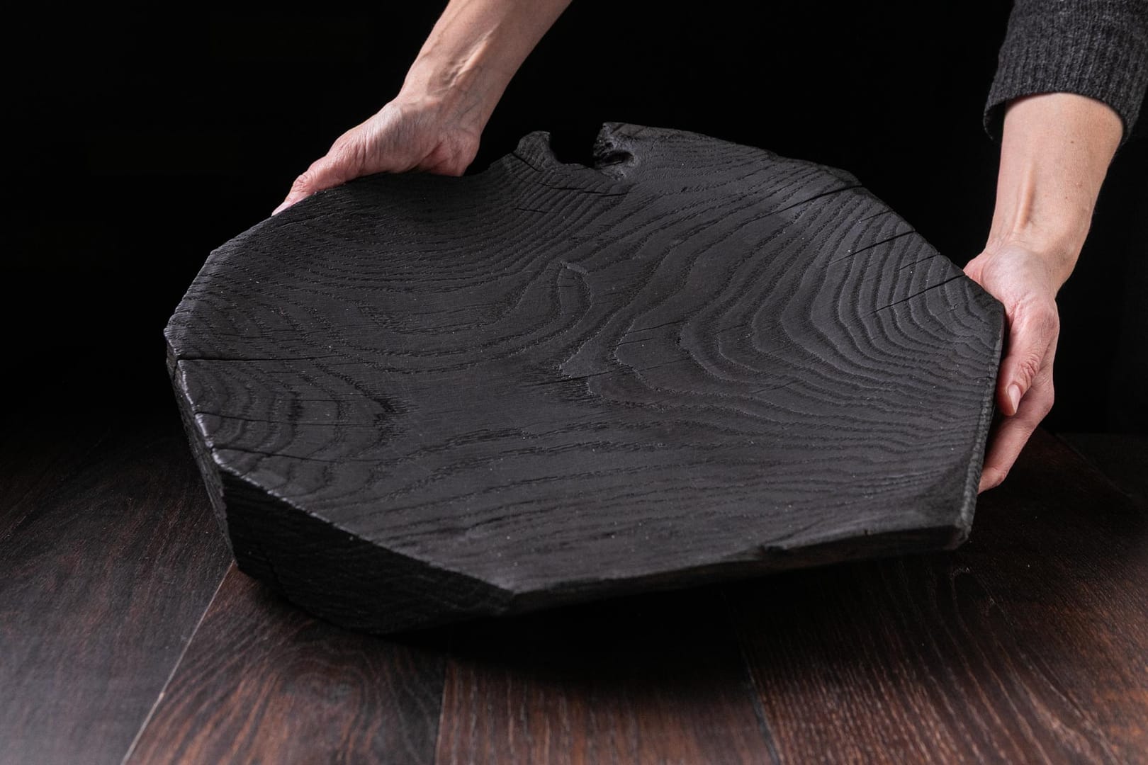 Raven Black Platter A12R96 – Scar & Wonder, rzeźba, sztuka użytkowa, inna, 2025