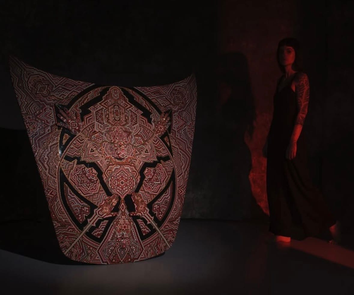 SELF-PORTAL 911 – Marta Hołderna @hola_holson, sztuka użytkowa, technika własna, inna, 2024