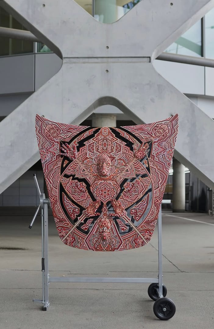 SELF-PORTAL 911 – Marta Hołderna @hola_holson, sztuka użytkowa, technika własna, inna, 2024