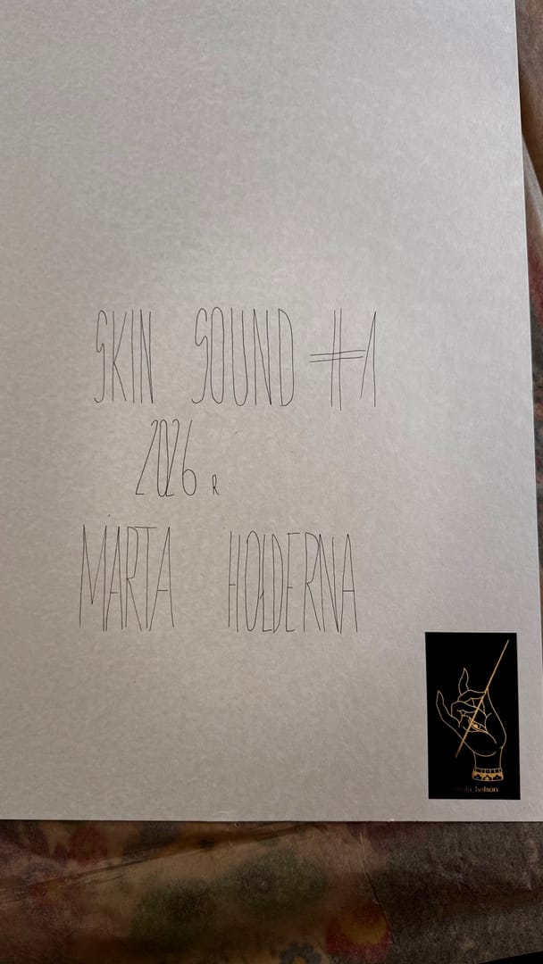 SKIN SOUND #1 – Marta Hołderna @hola_holson, technika mieszana, 2026