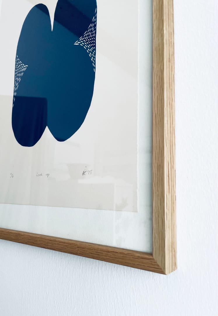 Look up 2 – Agata Kycia, linoryt, 2025
