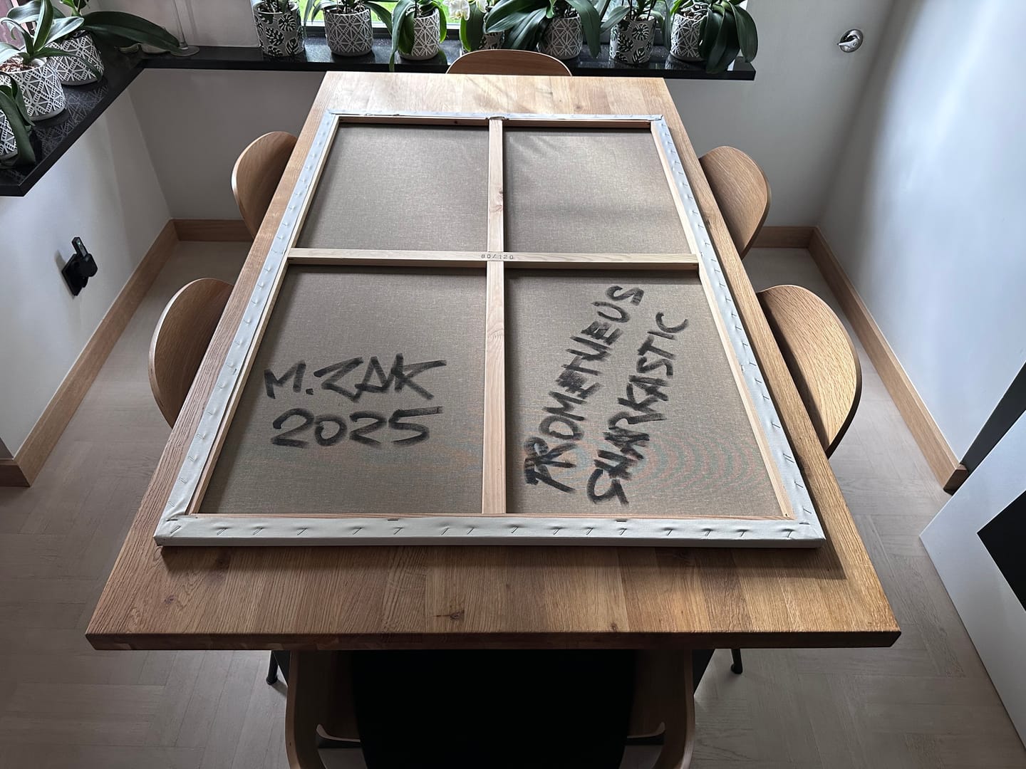 P0180W SHARKASTIC – M.ZAK, akryl, 2025