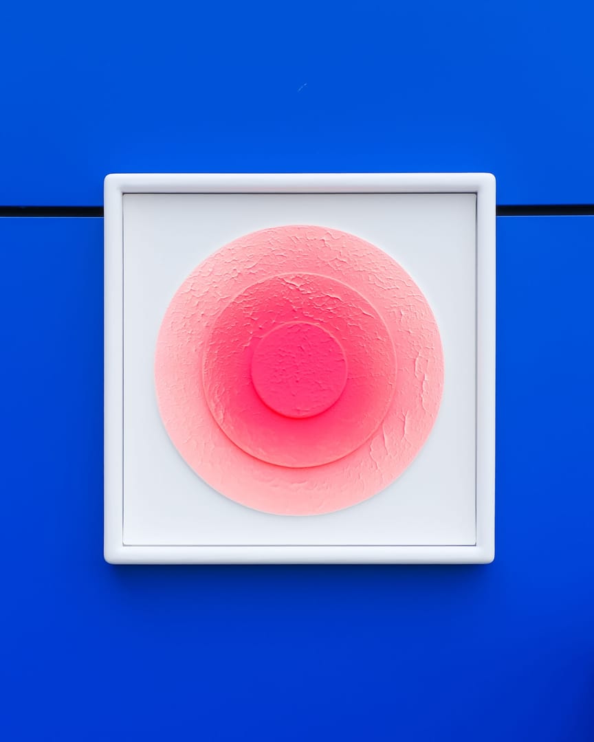 Sutek/Nipple – Maciej Mikuła, akryl, technika własna, technika mieszana, 2026