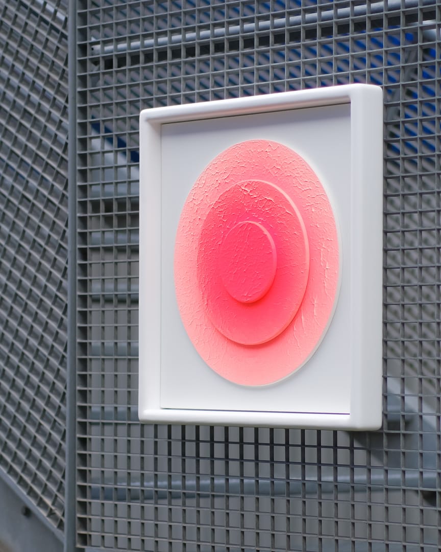 Sutek/Nipple – Maciej Mikuła, akryl, technika własna, technika mieszana, 2026